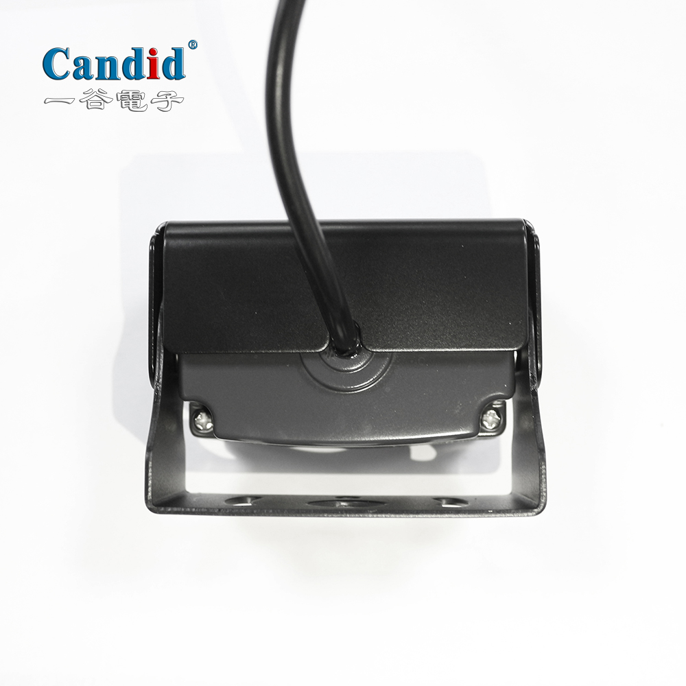 Câmera de ré infravermelha com microfone CA-611