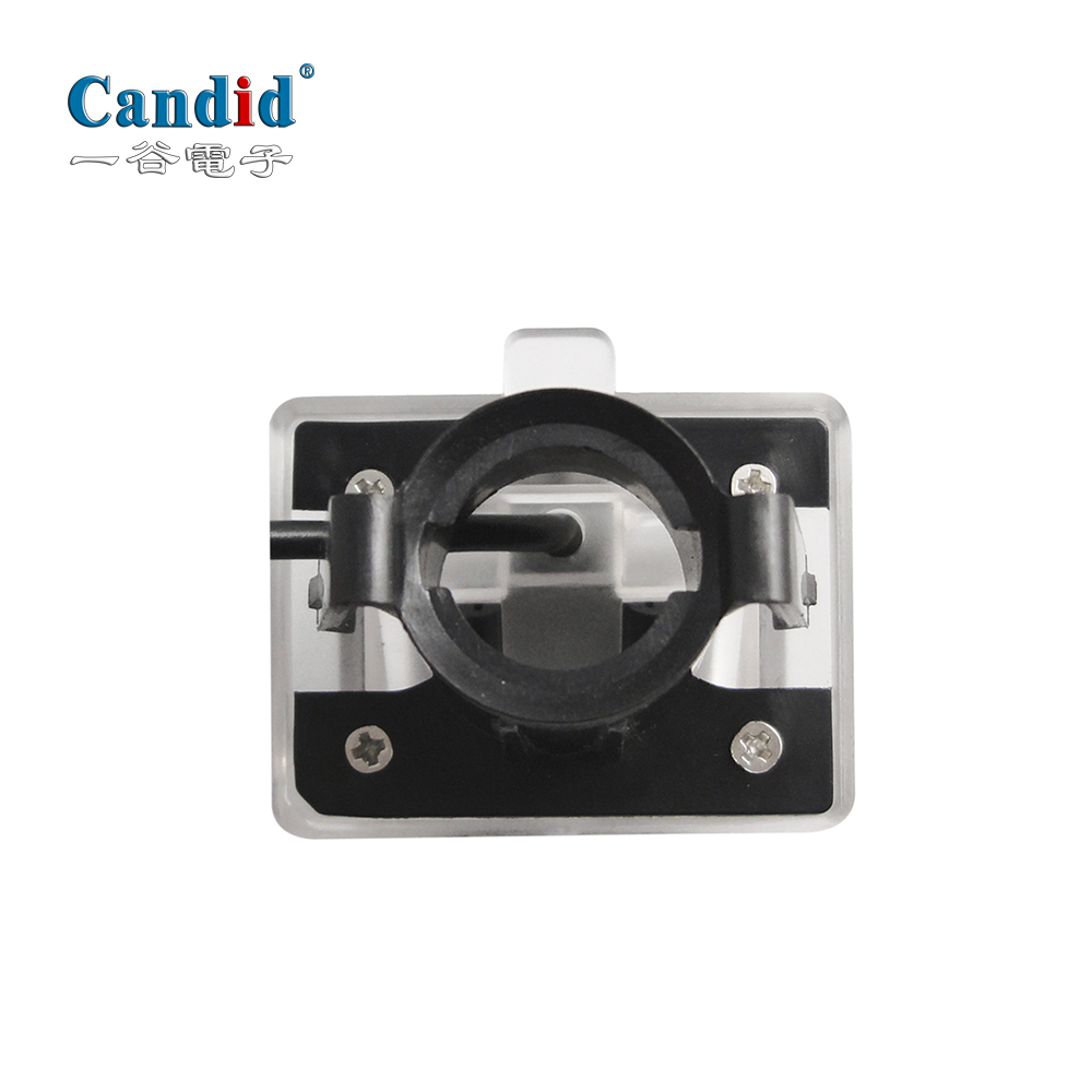 Câmera de ré escondida e espontânea para a série BMW EC